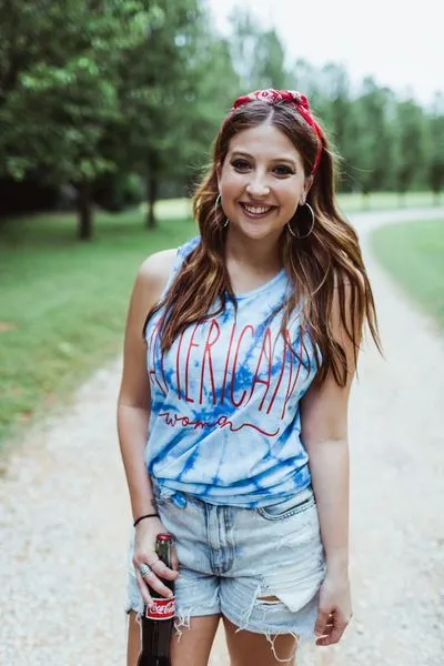 AMERICAN WOMAN - TANK GRAPHIC