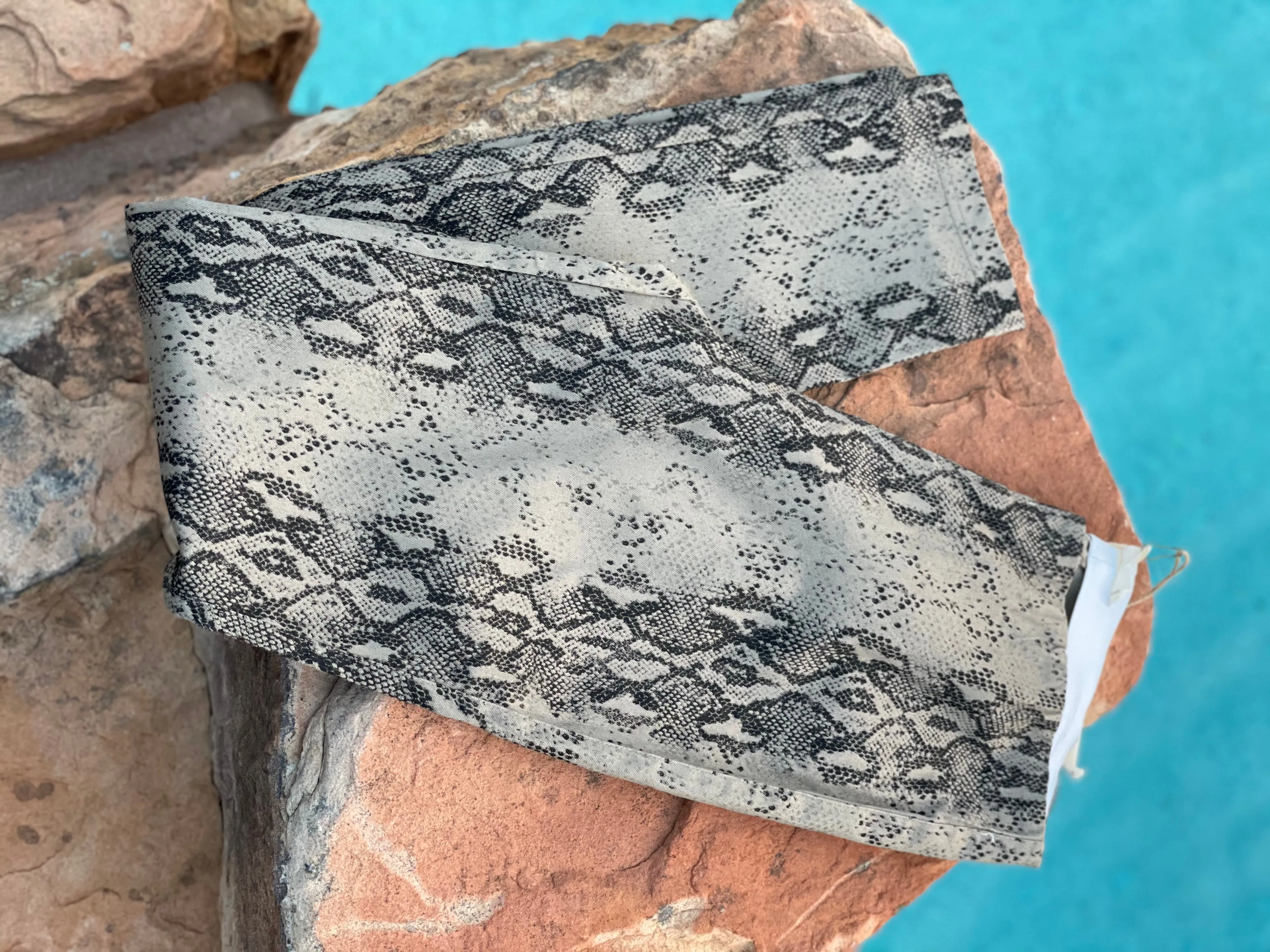Distressed Snake Print Skinny Pants