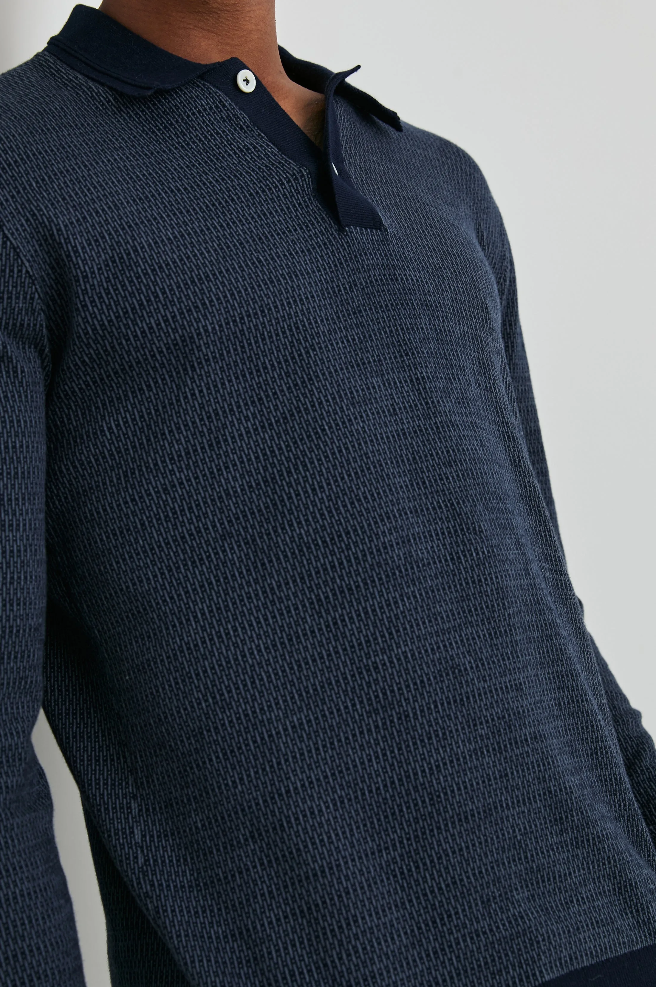 GREENWICH SWEATER - NAVY BROQUADE